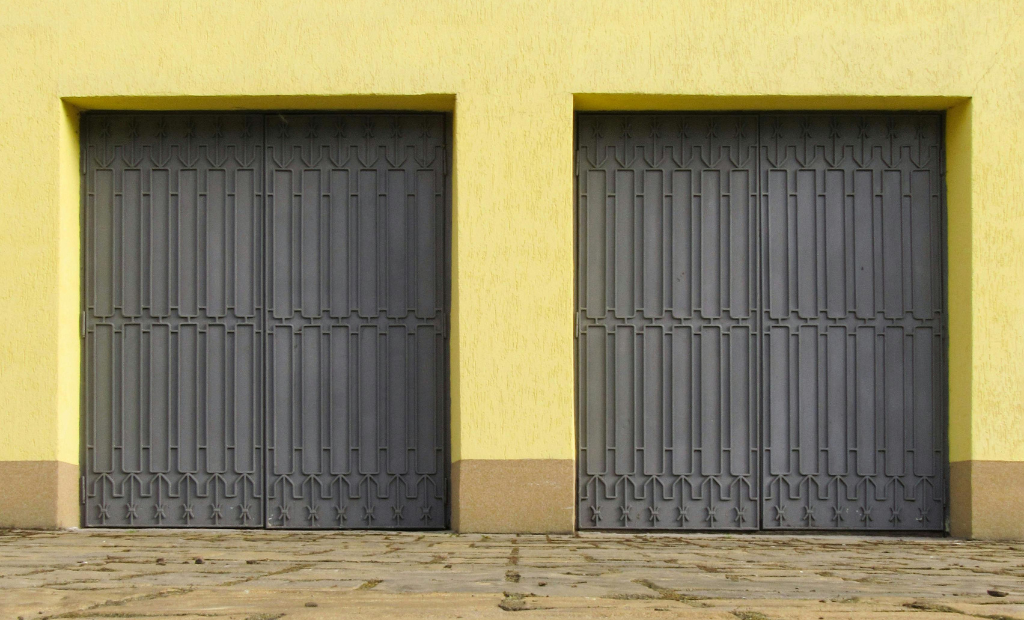 Does a Garage Door Add to My Property Value?